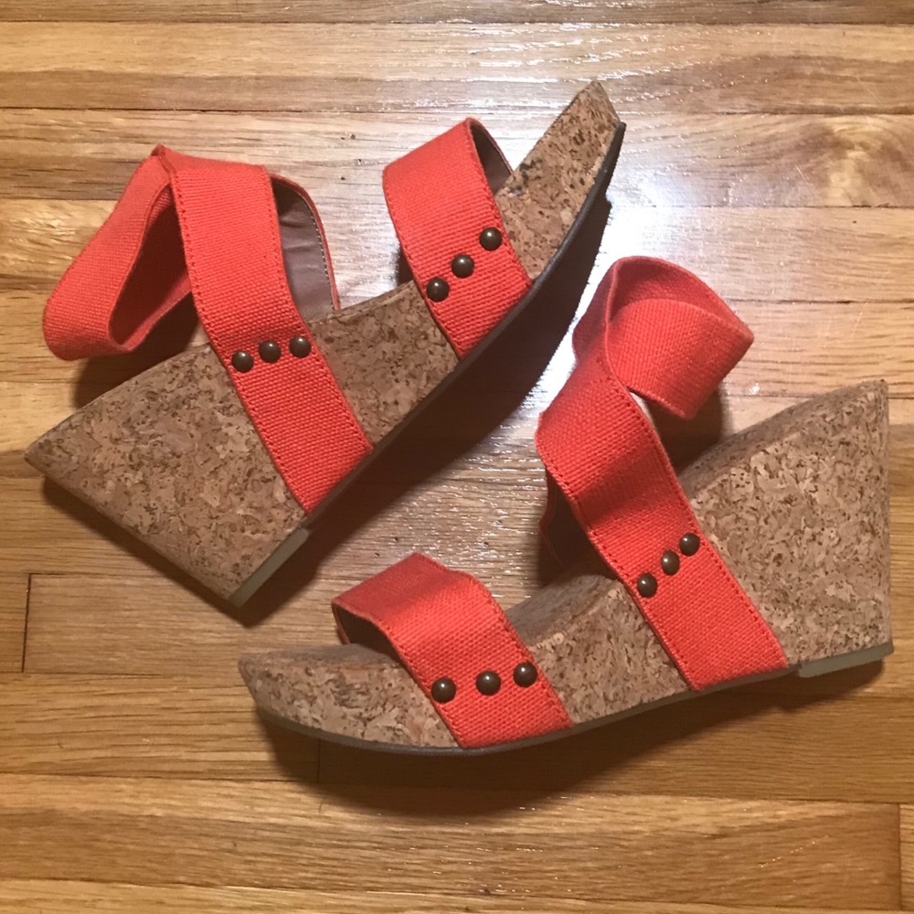 Lucky cork wedge
